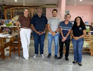 SECEL realiza visita técnica em Vera e orienta elaboração do Plano Municipal literário