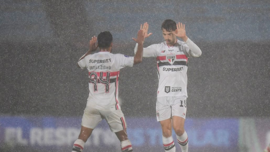 “Mistão” do São Paulo vence Boston River em estreia na Sul-Americana