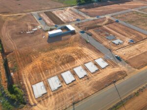 Vera inicia construção de 100 casas populares e retoma projetos habitacionais após mais de 20 anos