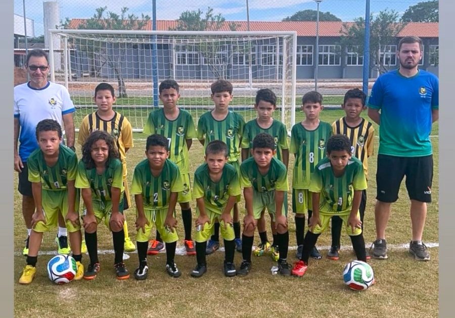 Vera recebe escolinhas de base de Tapurah para amistosos de Futebol Society