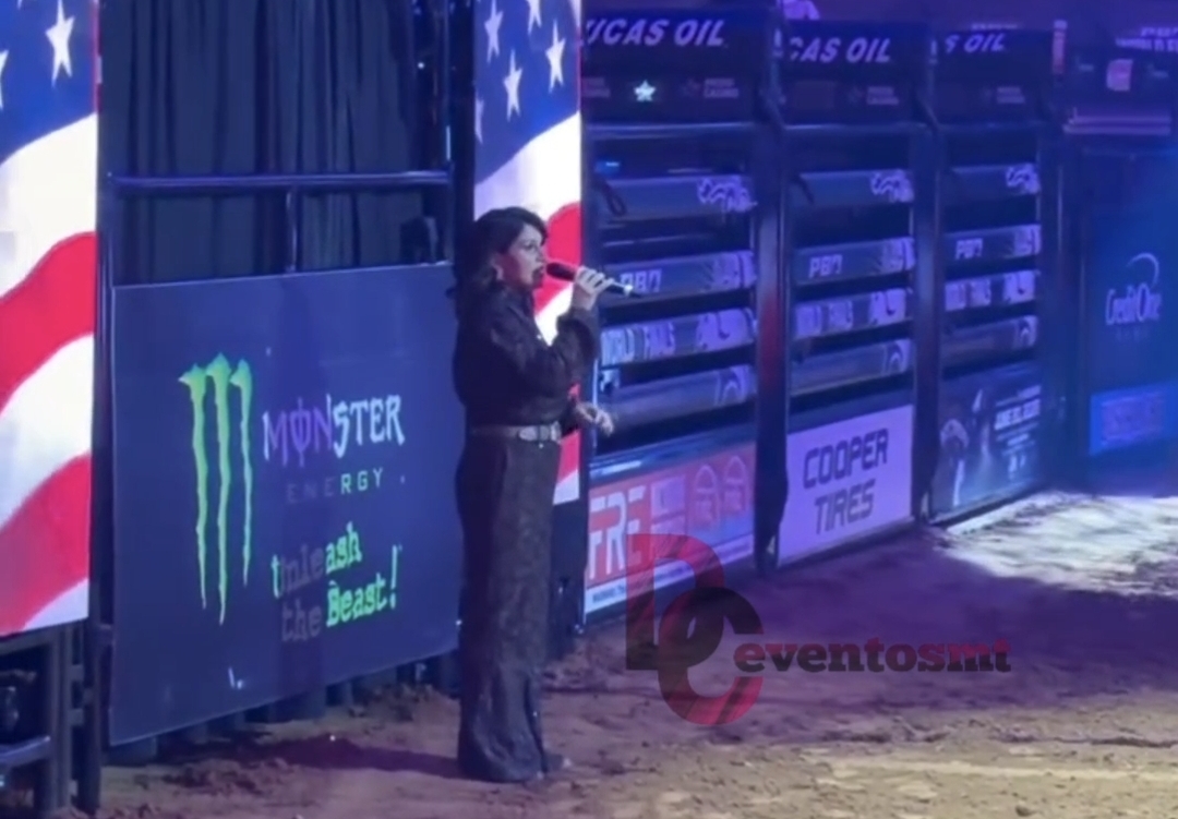 Vídeo: Ex-moradora de Sinop emociona público ao cantar hino dos EUA na final da maior liga de rodeio do mundo no Texas