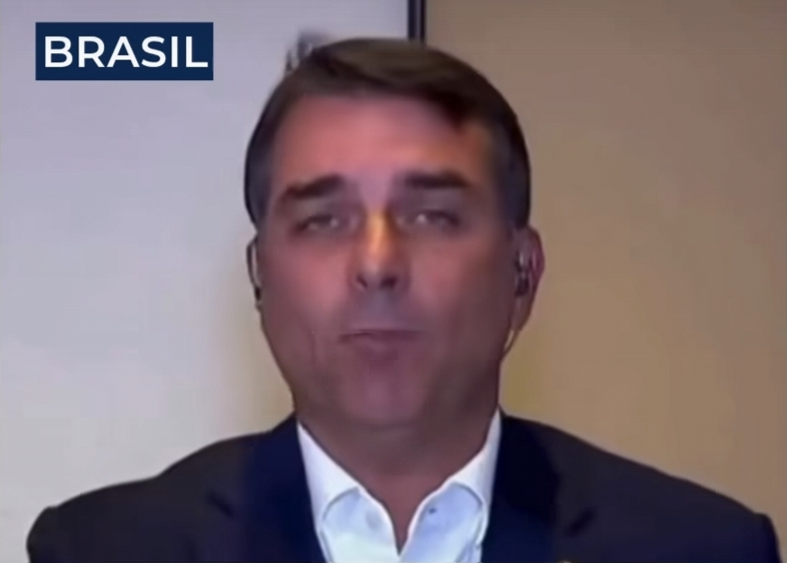 Eduardo Bolsonaro atuou como produtor de filme que recebeu dinheiro de Vorcaro; função incluía captação de recursos, diz site