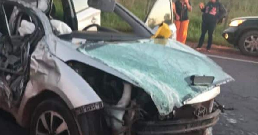 Três morrem em colisão entre caminhão e carro em Mato Grosso