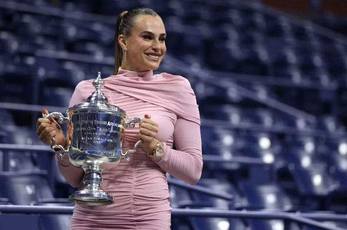 O fenômeno Aryna Sabalenka: como a número 1 do tênis conquistou as grifes de luxo