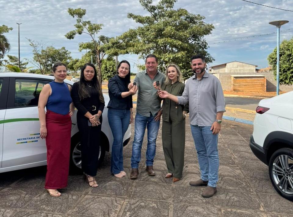 Prefeitura de Feliz Natal fortalece a Saúde com entrega de dois novos veículos para atendimento à população