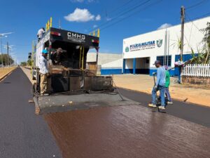 Prefeitura de Vera investe R$ 3,5 milhões em microrevestimento para melhorar pavimento das ruas e avenidas