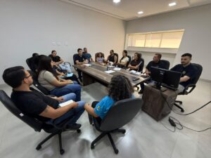 Controladoria Interna orienta servidores sobre prestação de contas de diárias e adiantamentos em Vera