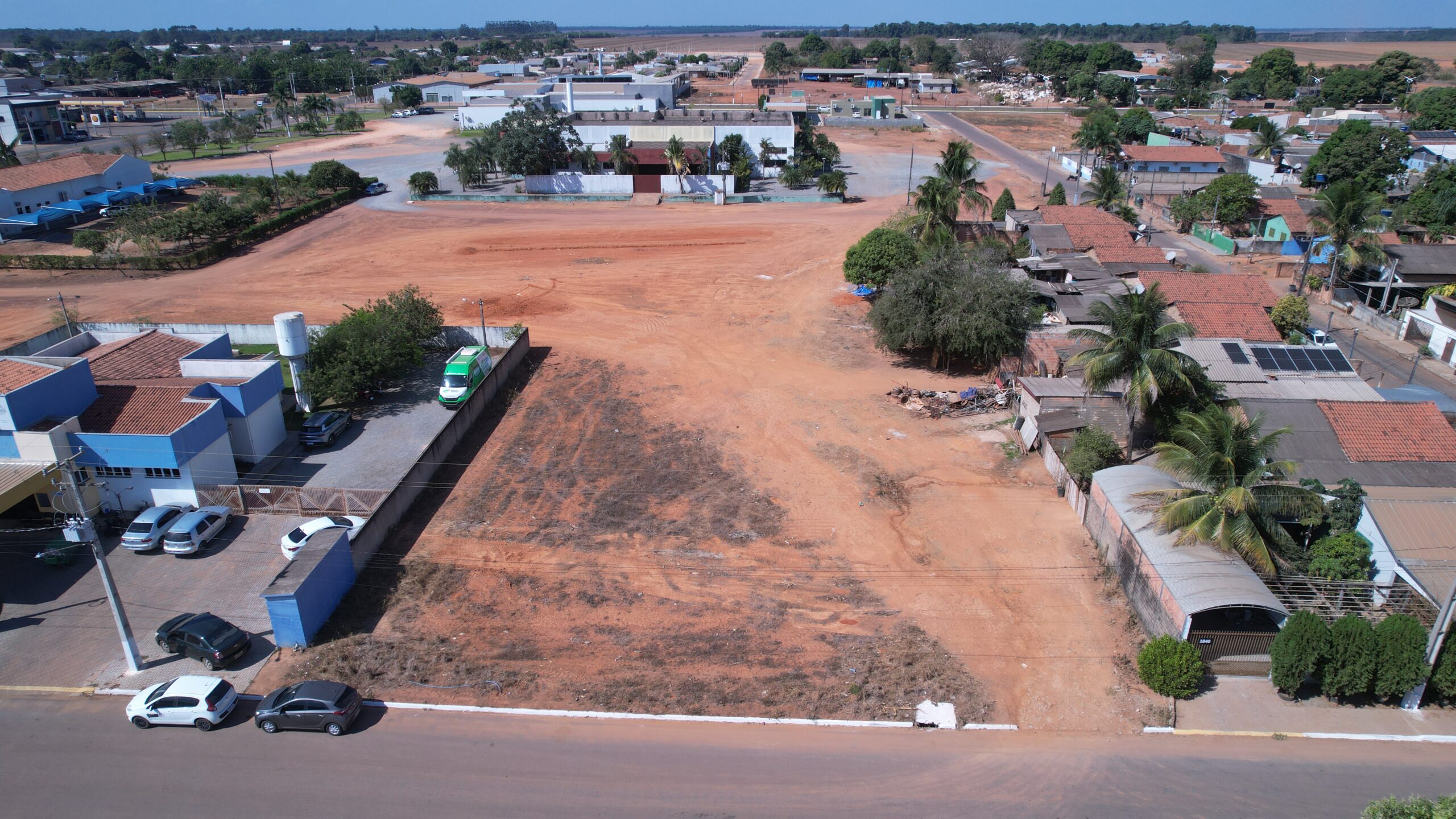 Prefeito anuncia construção de nova praça pública com espaços para esporte, lazer e convivência no Vida Nova