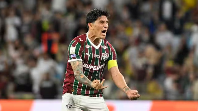 Fluminense vira com gol nos acréscimos e vence o Palmeiras no Maracanã