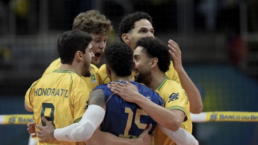 Brasil vence Bolívia com tranquilidade e lidera o Pré-Olímpico de vôlei