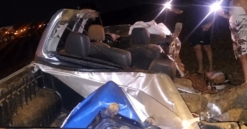 Casal morre em gravíssimo acidente entre caminhonete e carreta no Médio Norte